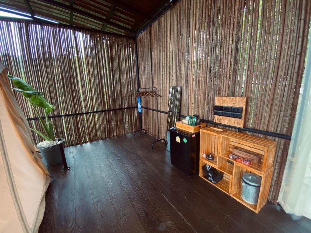 فندق Tanoshi Glamping In Khao Sok Khao Sok National Park المظهر الخارجي الصورة